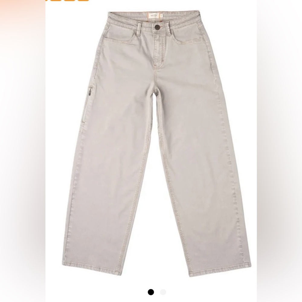 Ripton Women’s Superlite Wide Jeans in “Ash”